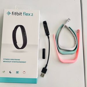 Fitbit Flex 2 w/ 3 small bands + 1 lrg band